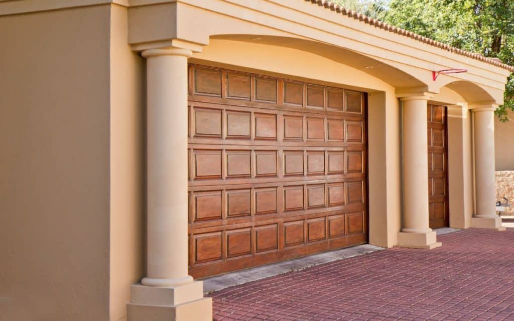 Garage door trends in atlanta for 2024