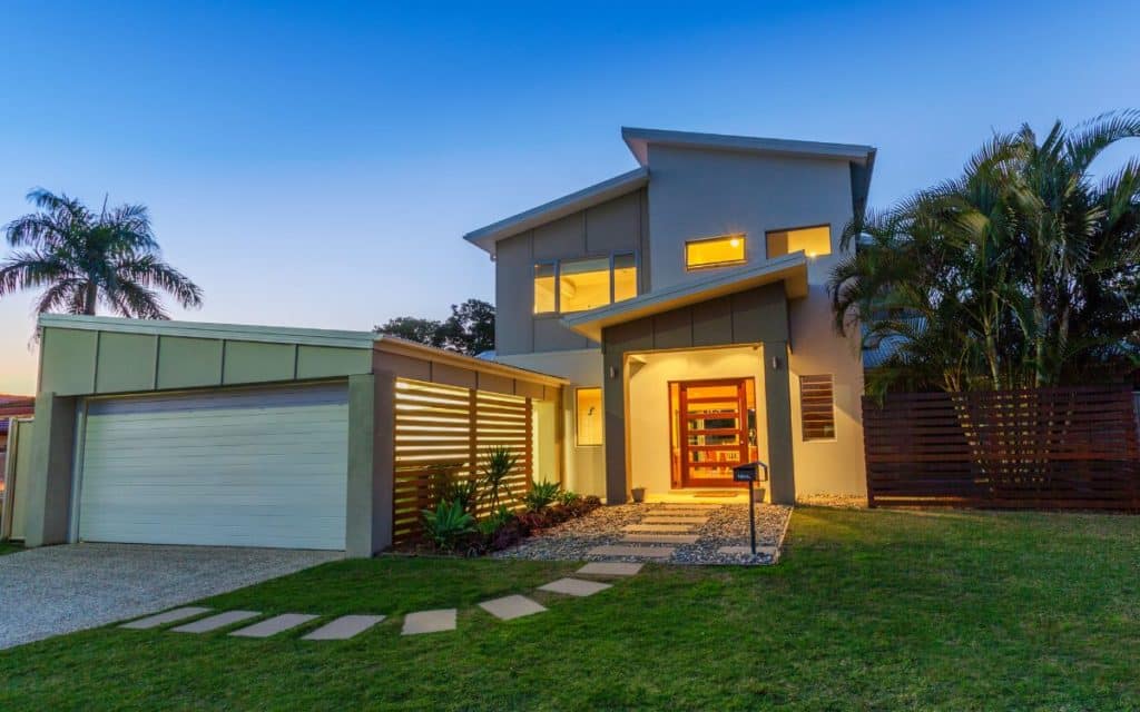 Contemporary garage door