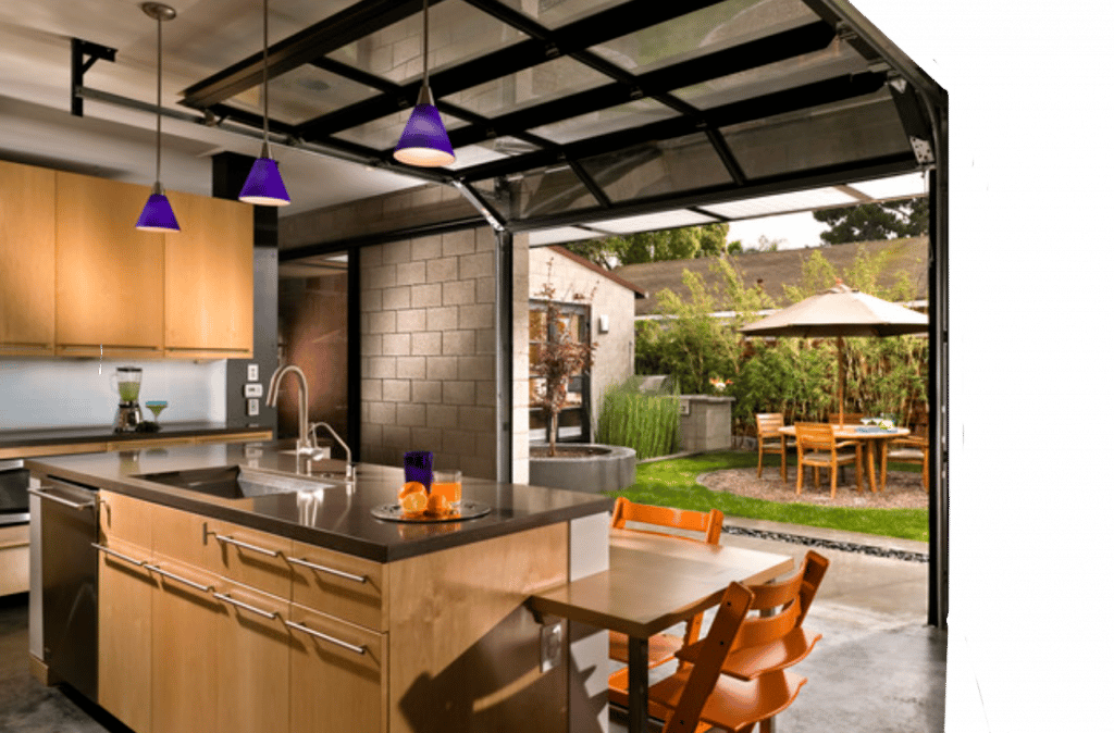 Residential overhead door